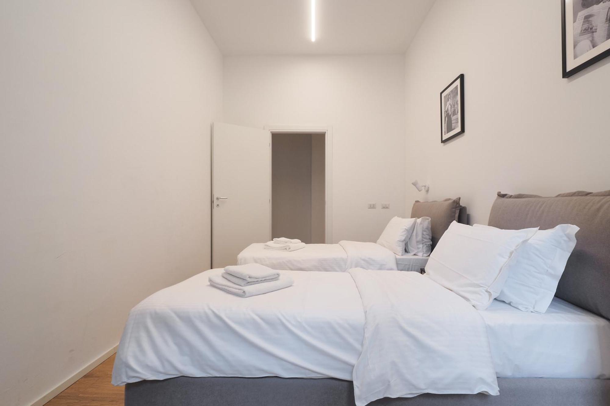 Missori Luxury Apartments Milan Exterior photo